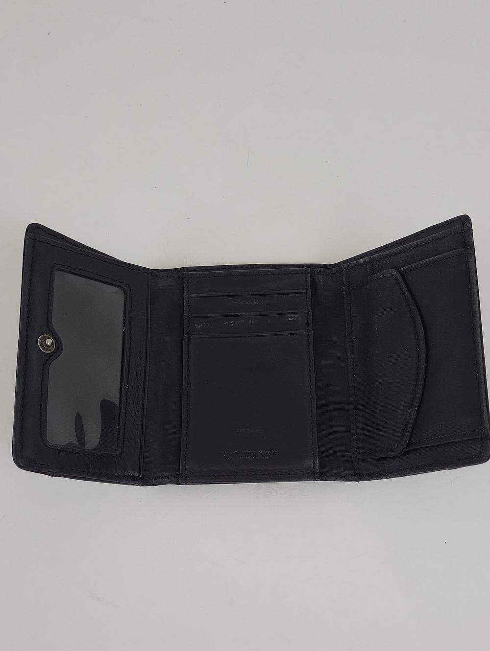 Pendleton Trifold Wallet - Picture 3 of 16